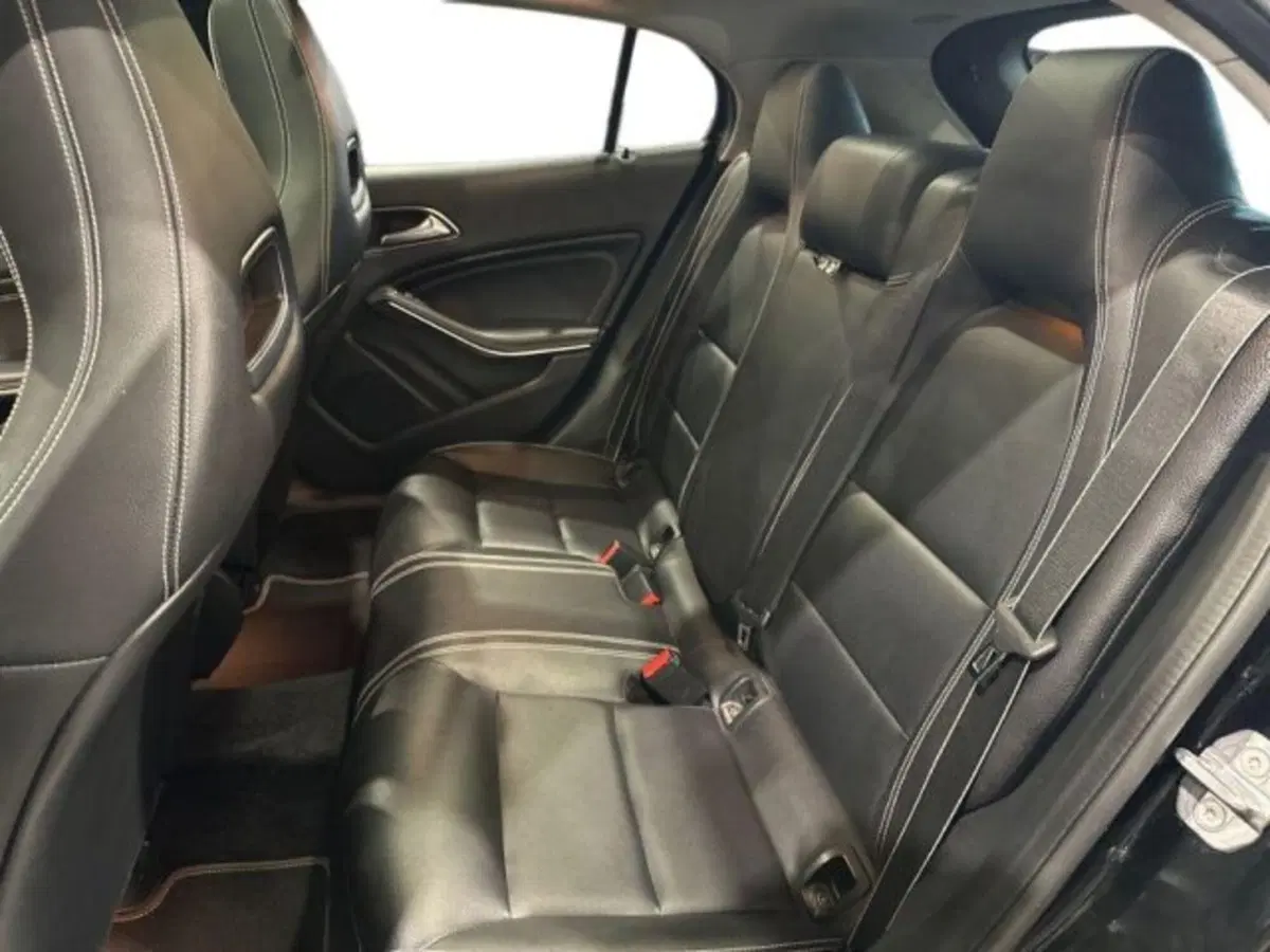 Mercedes-Benz GLA SUV usata a Avellino (16)