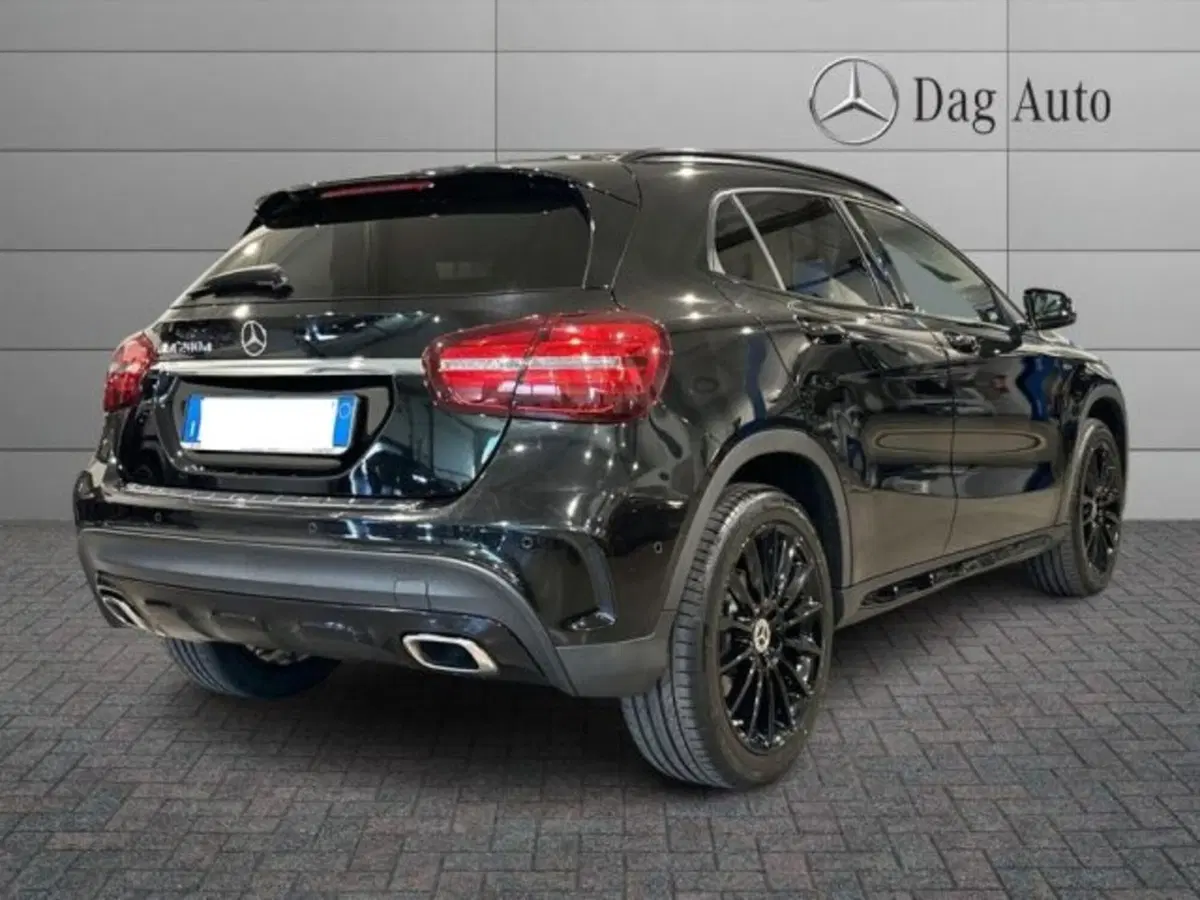 Mercedes-Benz GLA SUV usata a Avellino (2)