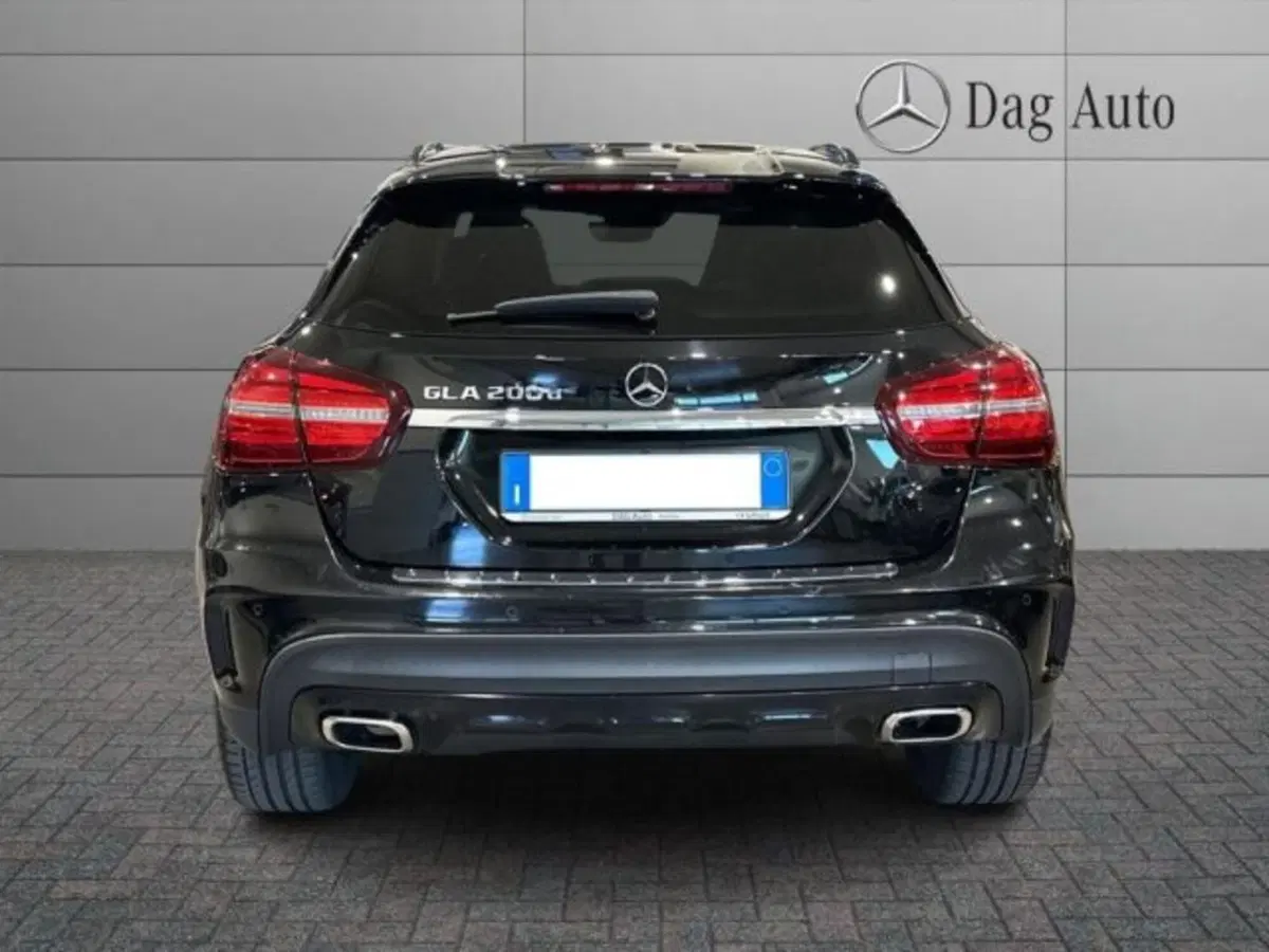 Mercedes-Benz GLA SUV usata a Avellino (4)