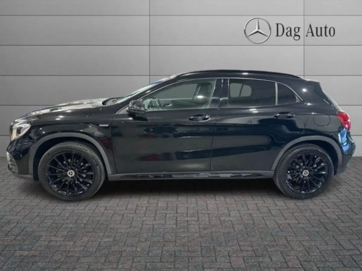 Mercedes-Benz GLA SUV usata a Avellino (6)