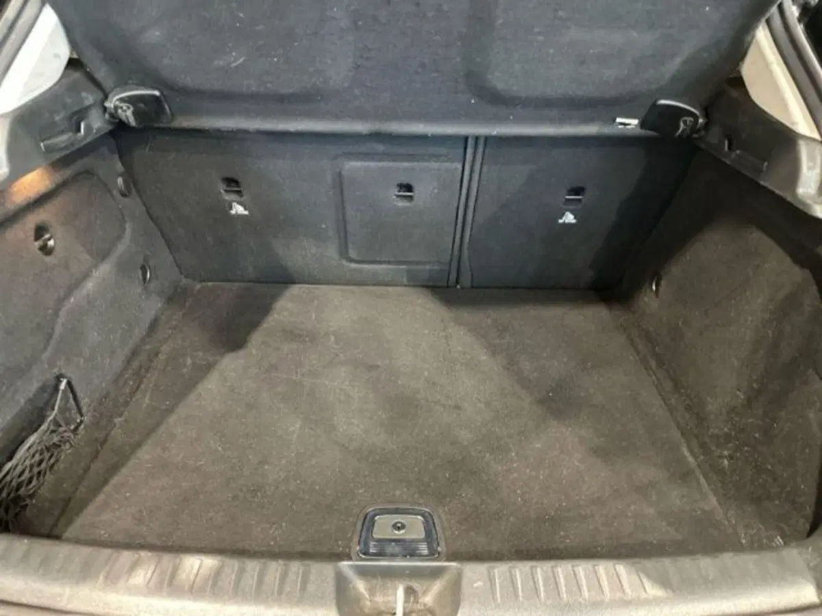 Mercedes-Benz GLA SUV usata a Avellino (8)