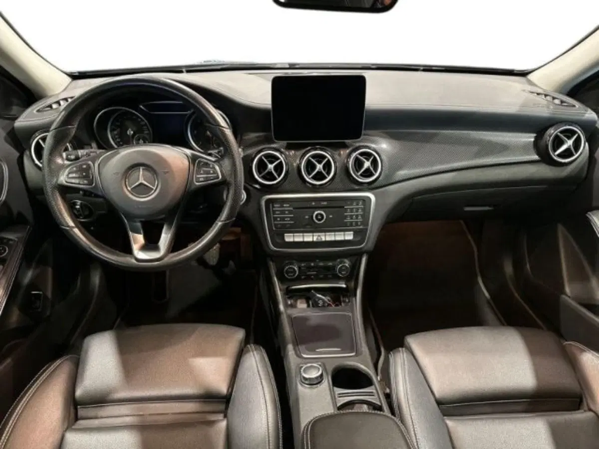 Mercedes-Benz GLA SUV usata a Avellino (9)