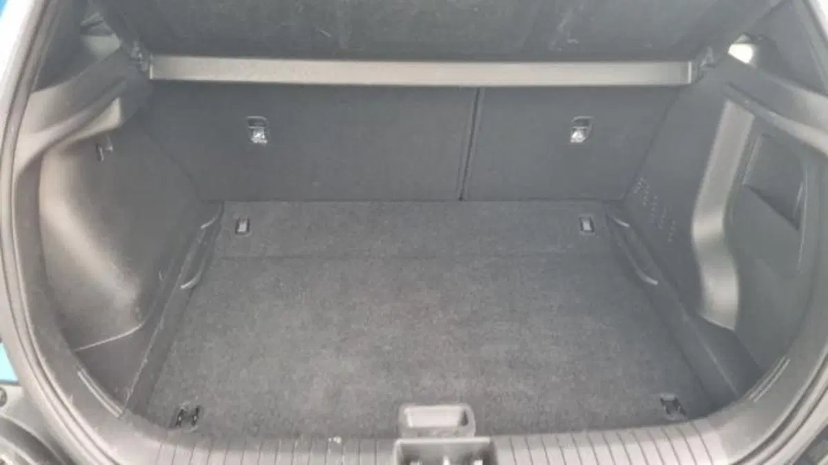 Hyundai Kona usata a Savona (8)
