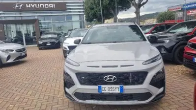 Hyundai Kona 1.0 T-GDI Hybrid 48V iMT NLine del 2022 usata a Savona