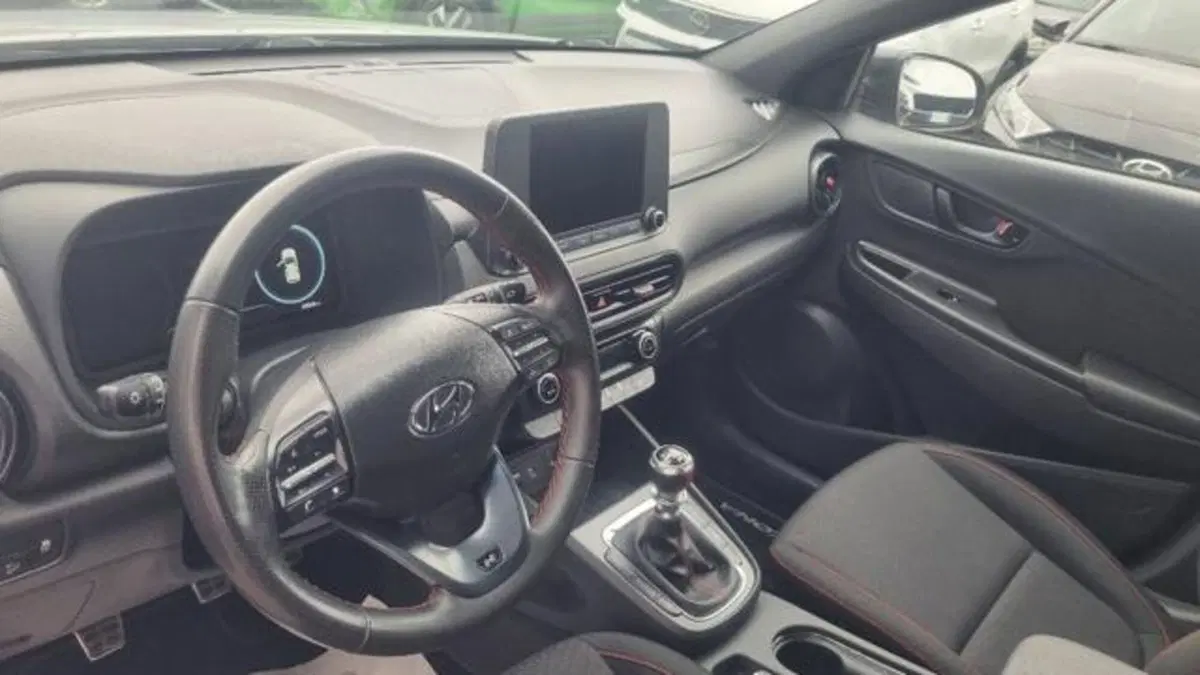 Hyundai Kona usata a Savona (16)