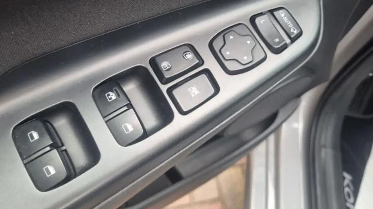 Hyundai Kona usata a Savona (17)