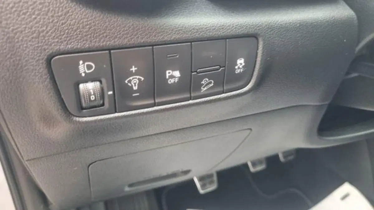 Hyundai Kona usata a Savona (18)