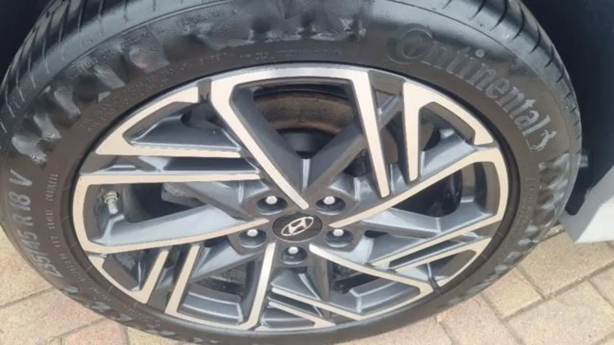 Hyundai Kona usata a Savona (9)