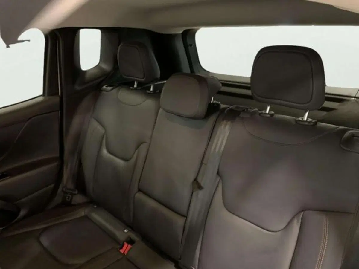 Jeep Renegade usata a Firenze (13)