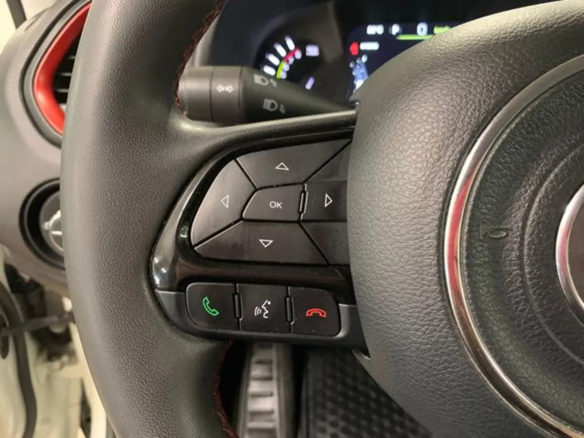 Jeep Renegade usata a Firenze (18)