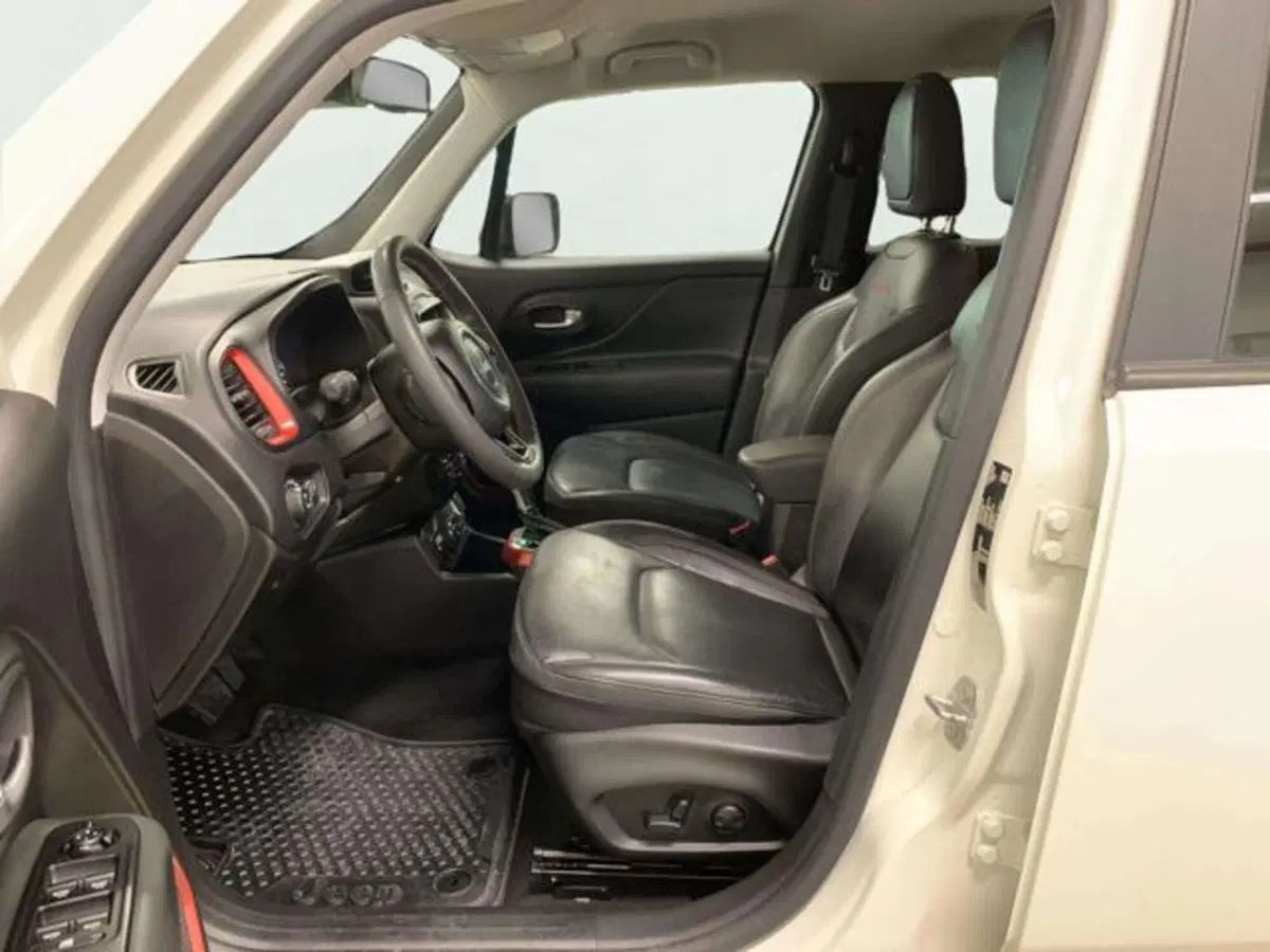 Jeep Renegade usata a Firenze (9)