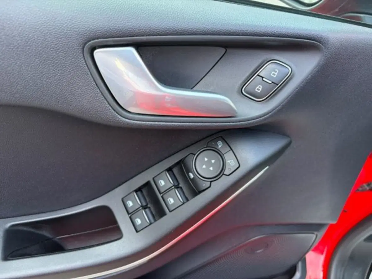 Ford Fiesta usata a Lodi (12)