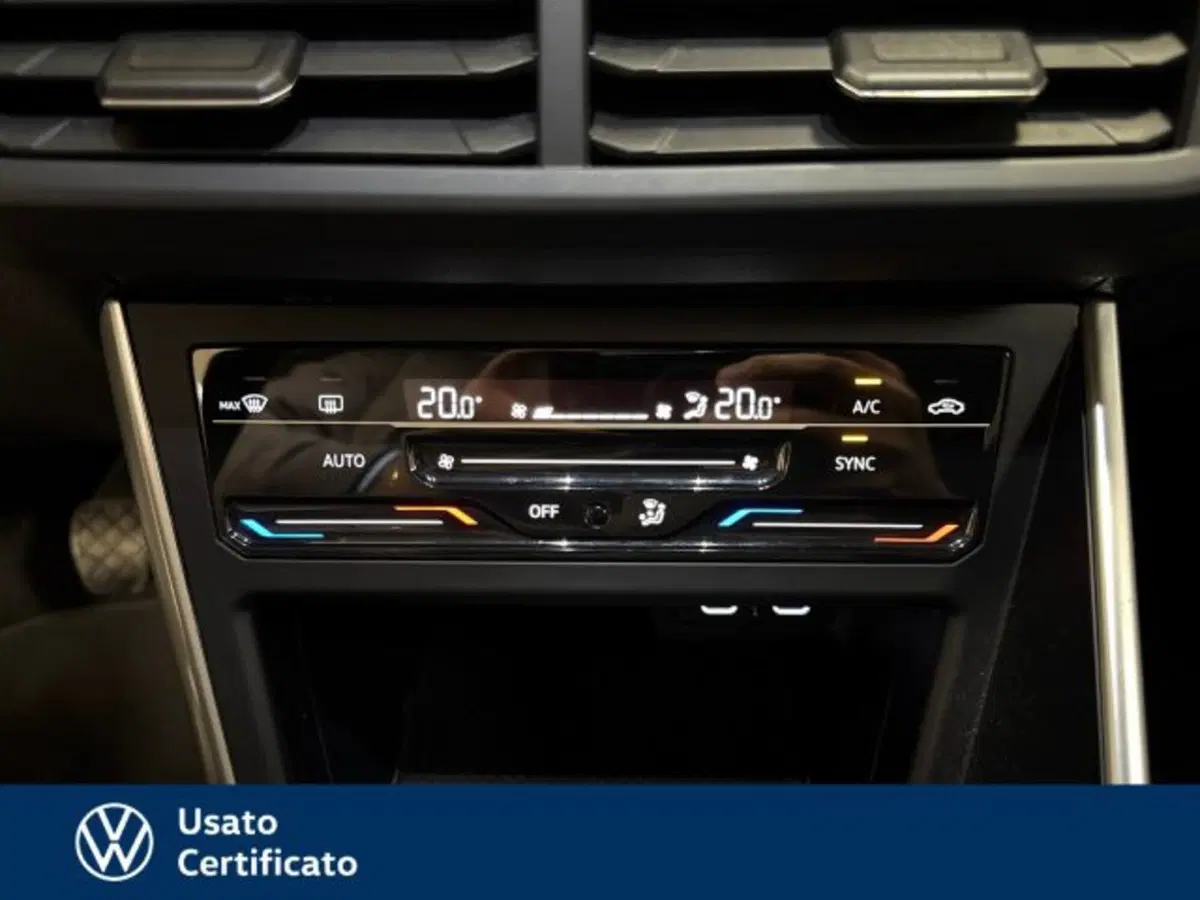 Volkswagen Taigo usata a Vicenza (16)