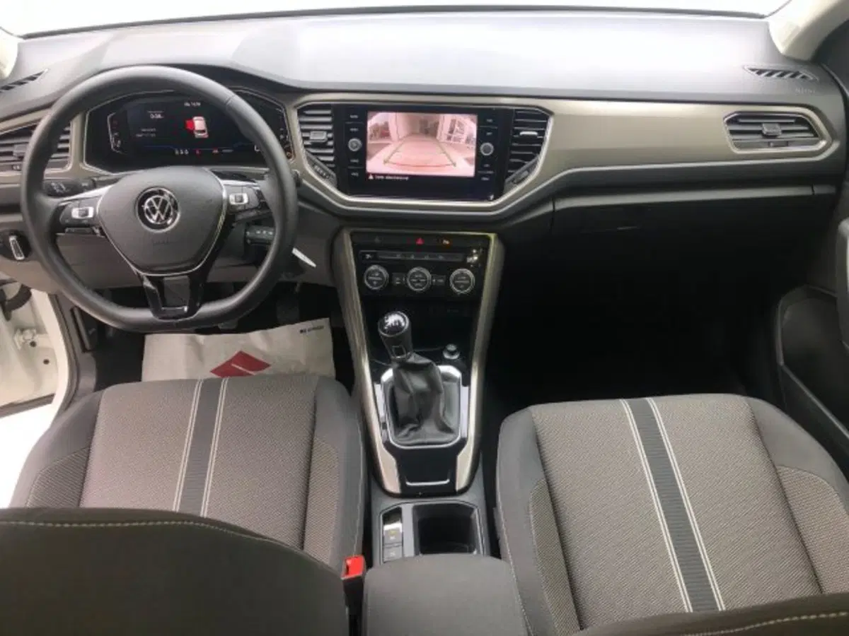 Volkswagen T-Roc usata a Torino (11)