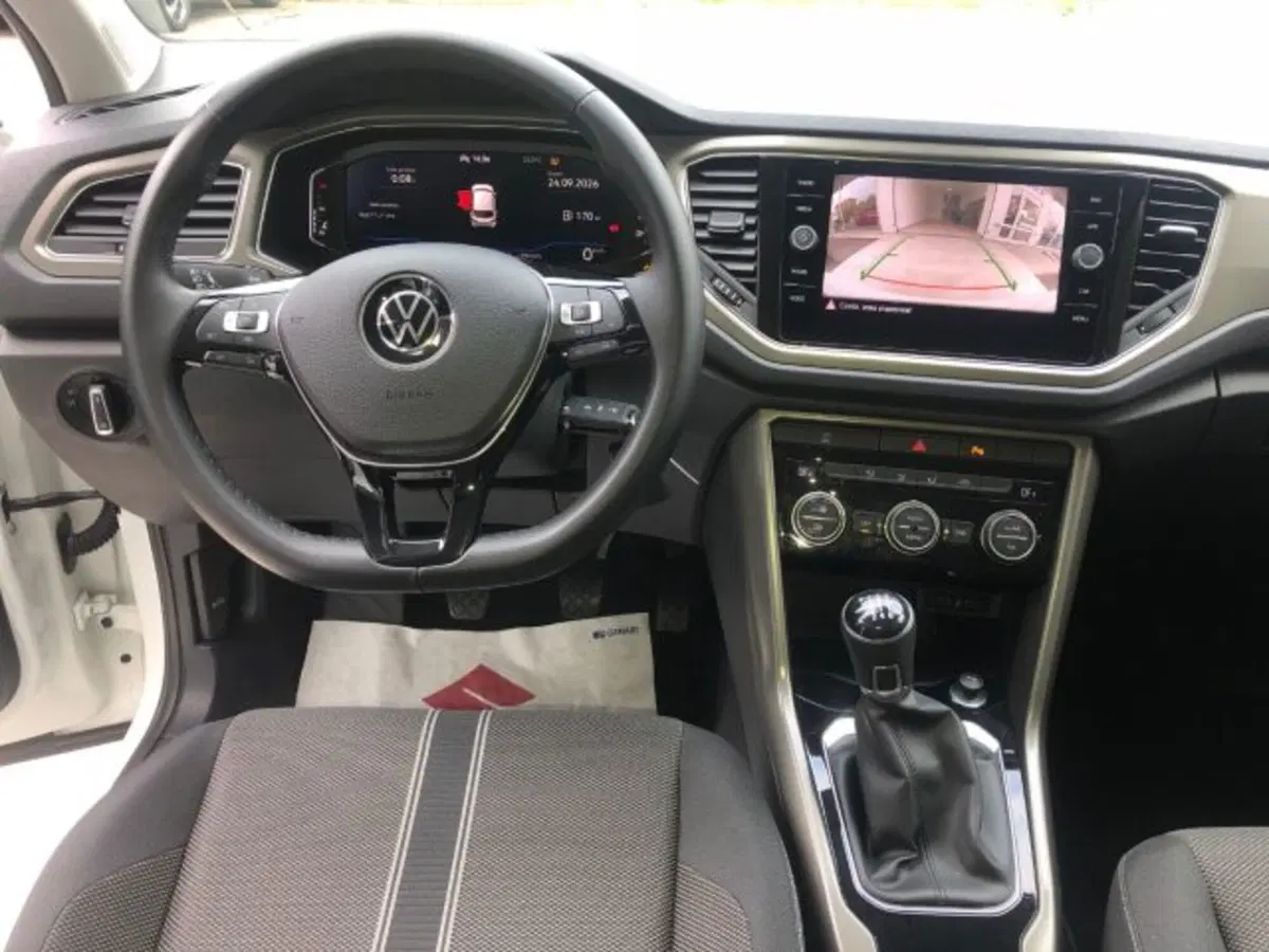 Volkswagen T-Roc usata a Torino (13)