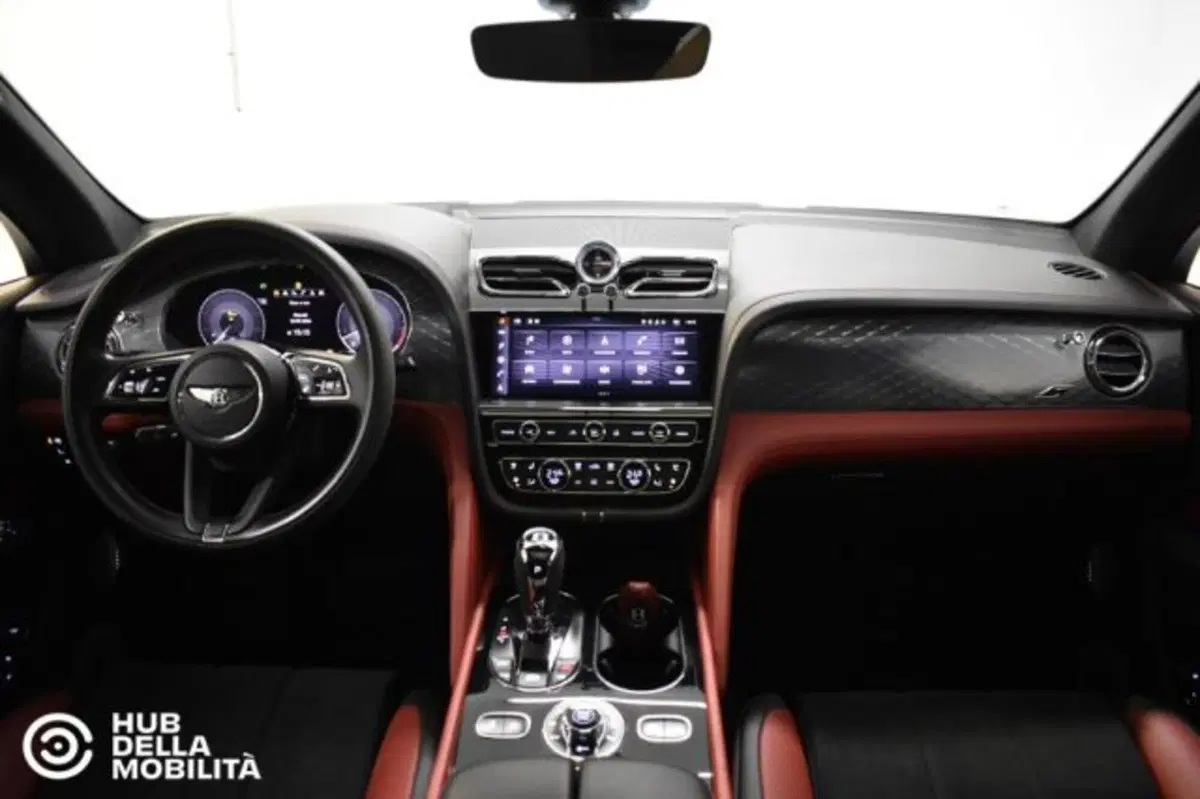 Bentley Bentayga usata a Perugia (12)