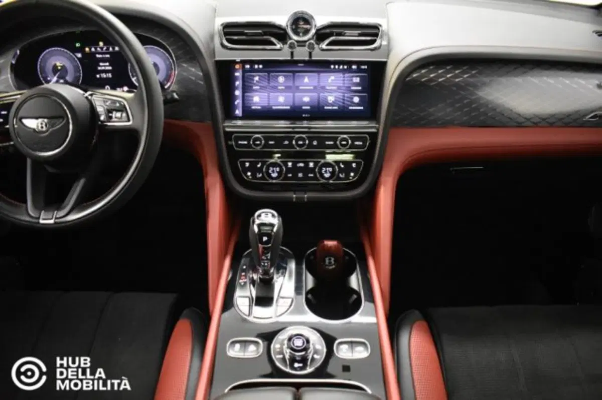 Bentley Bentayga usata a Perugia (13)