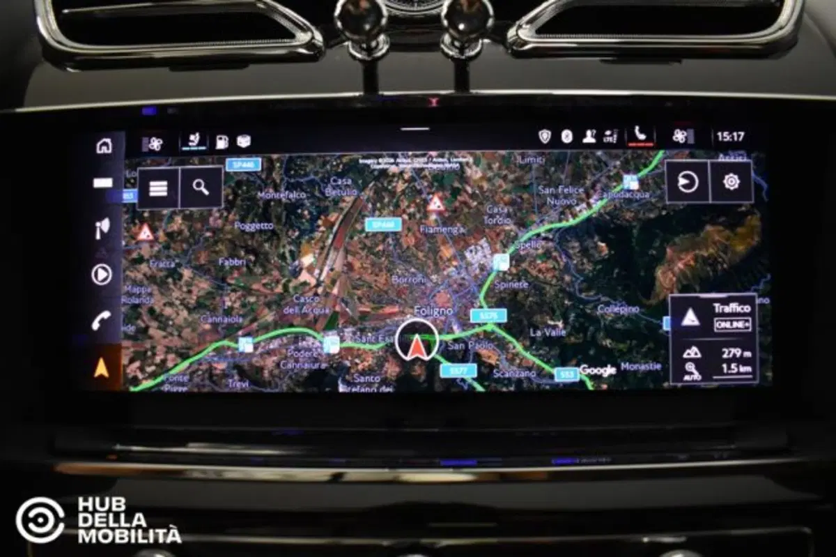 Bentley Bentayga usata a Perugia (17)