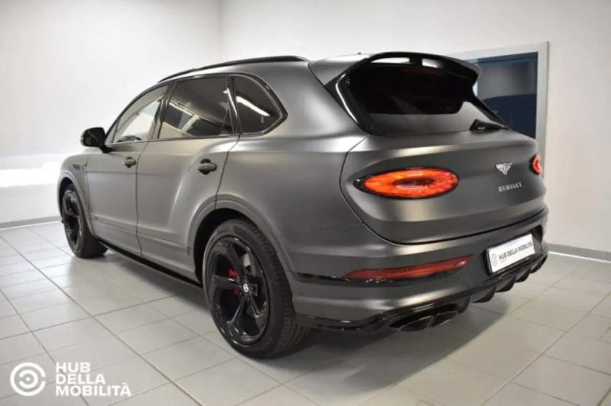 Bentley Bentayga usata a Perugia (6)