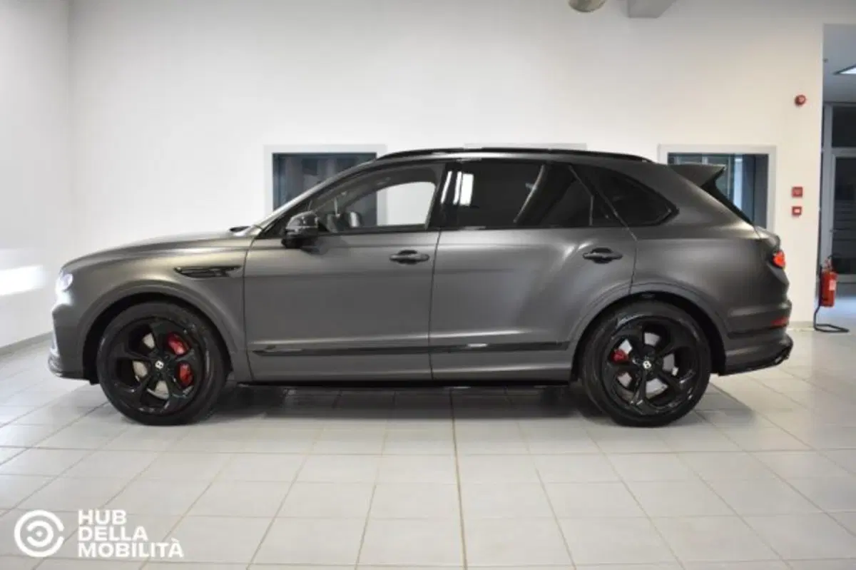 Bentley Bentayga usata a Perugia (7)
