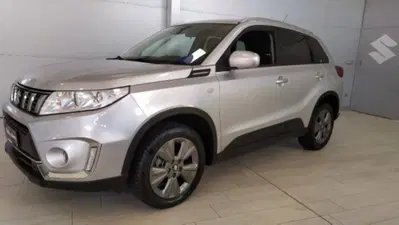 Suzuki Vitara 1.0 Boosterjet 4WD AllGrip Cool del 2019 usata a Muggia