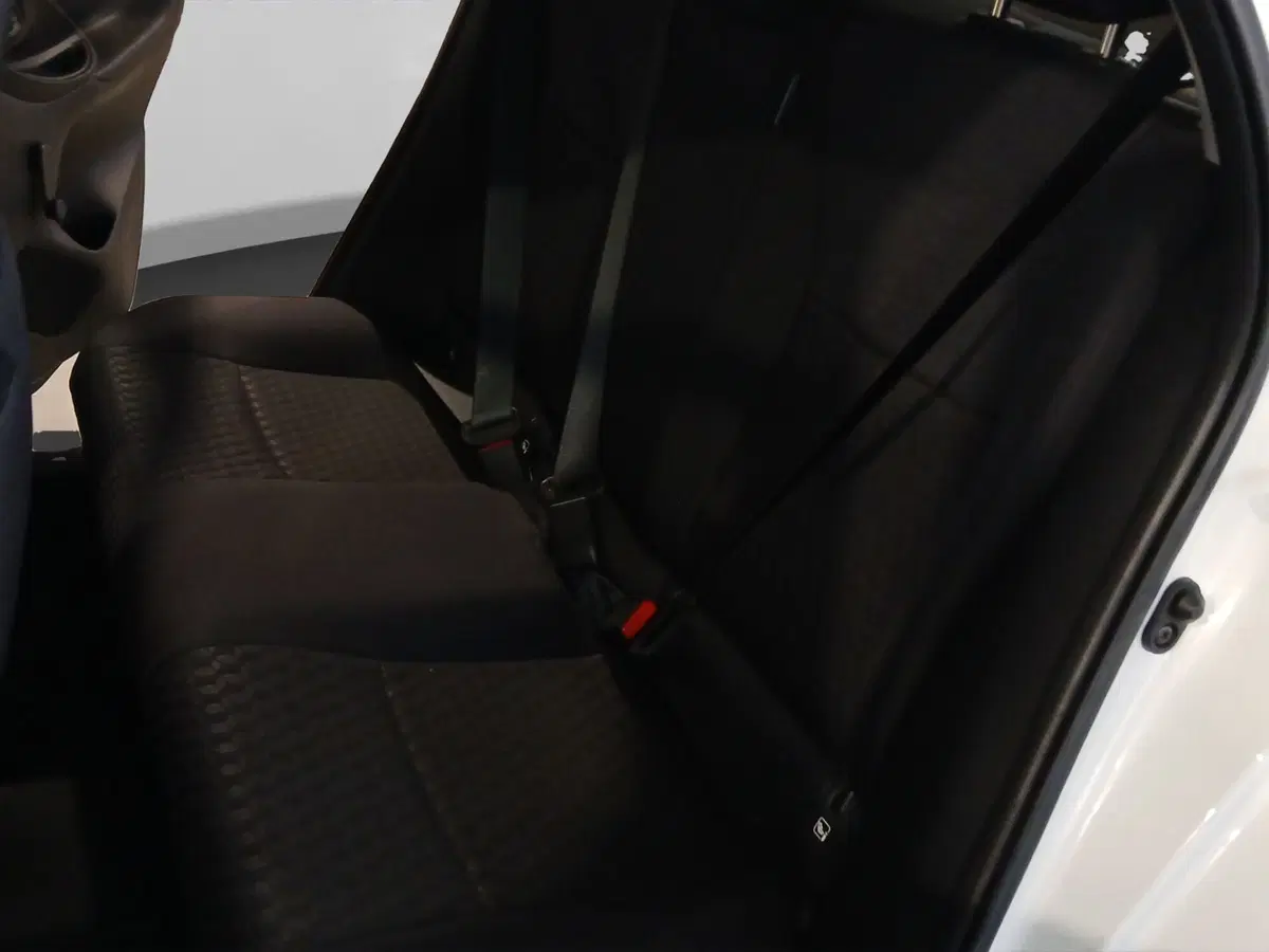Toyota Yaris usata a Genova (10)
