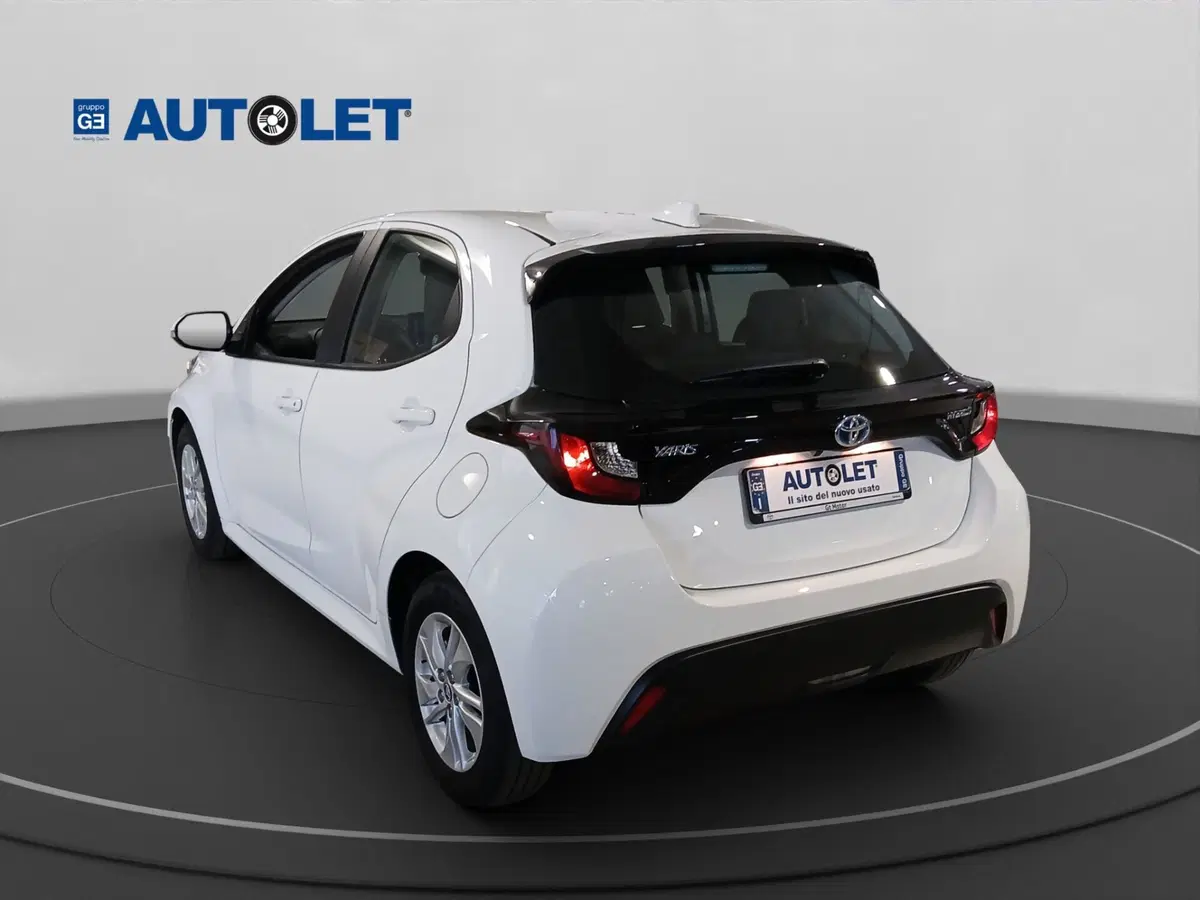 Toyota Yaris usata a Genova (8)