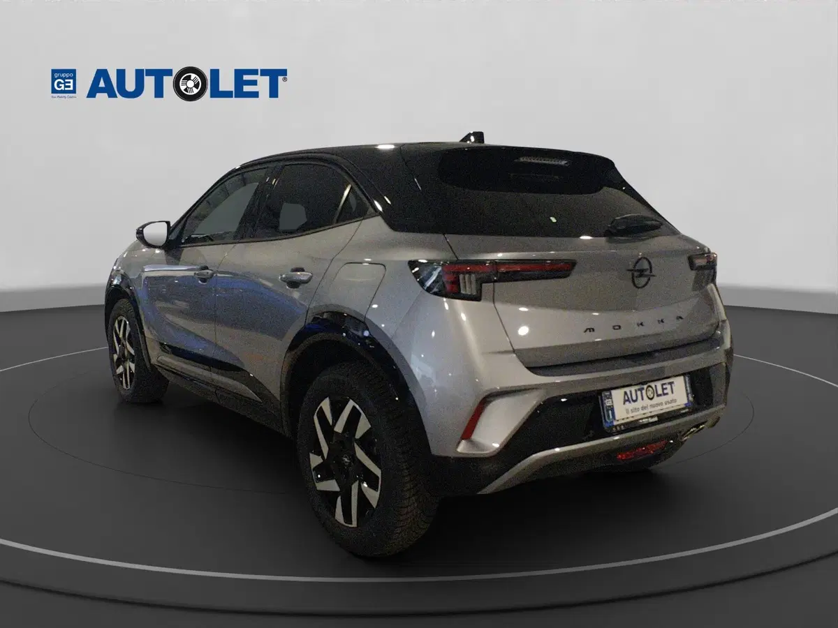 Opel Mokka usata a Genova (8)