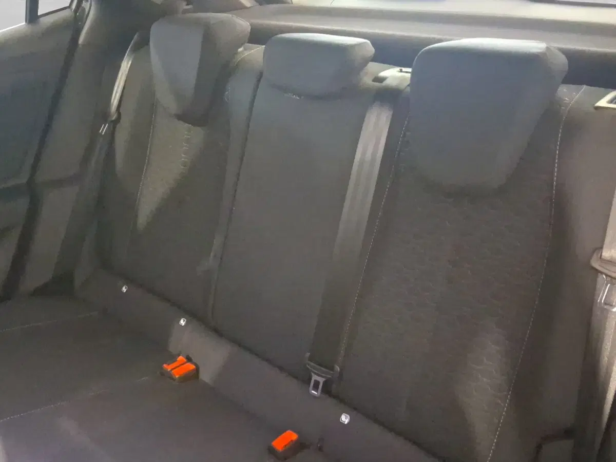 Opel Mokka usata a Genova (10)