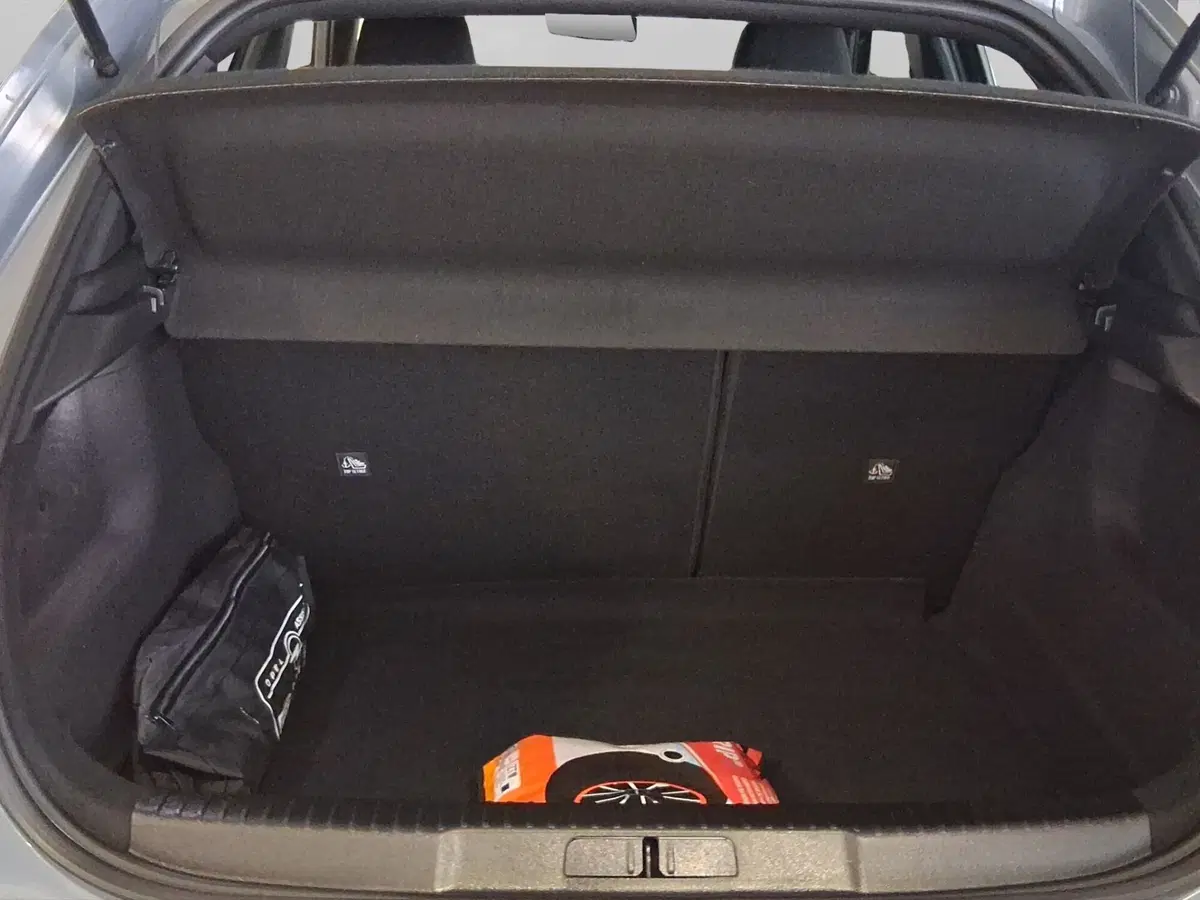 Opel Mokka usata a Genova (17)