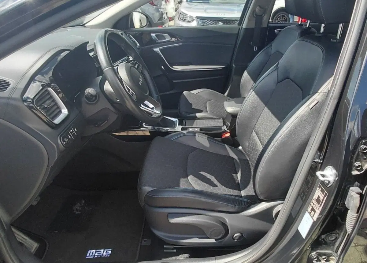 Kia XCeed usata a Cosenza (11)