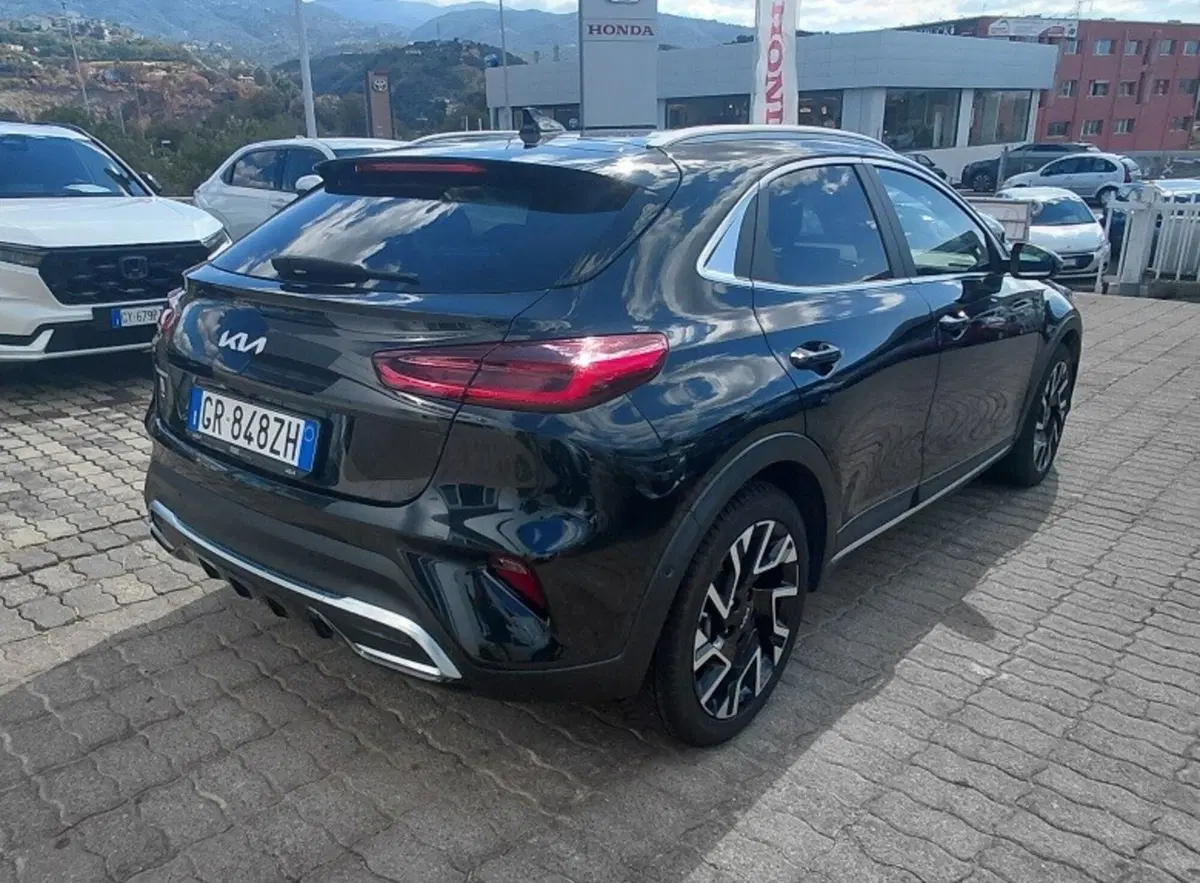 Kia XCeed usata a Cosenza (5)