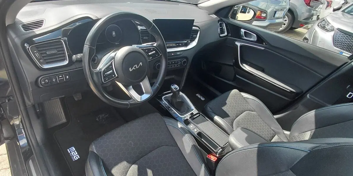 Kia XCeed usata a Cosenza (9)