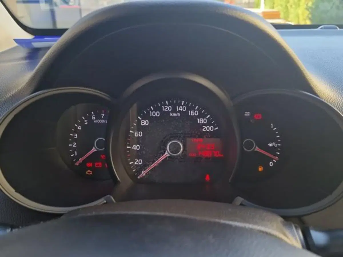Kia Picanto usata a Salerno (11)