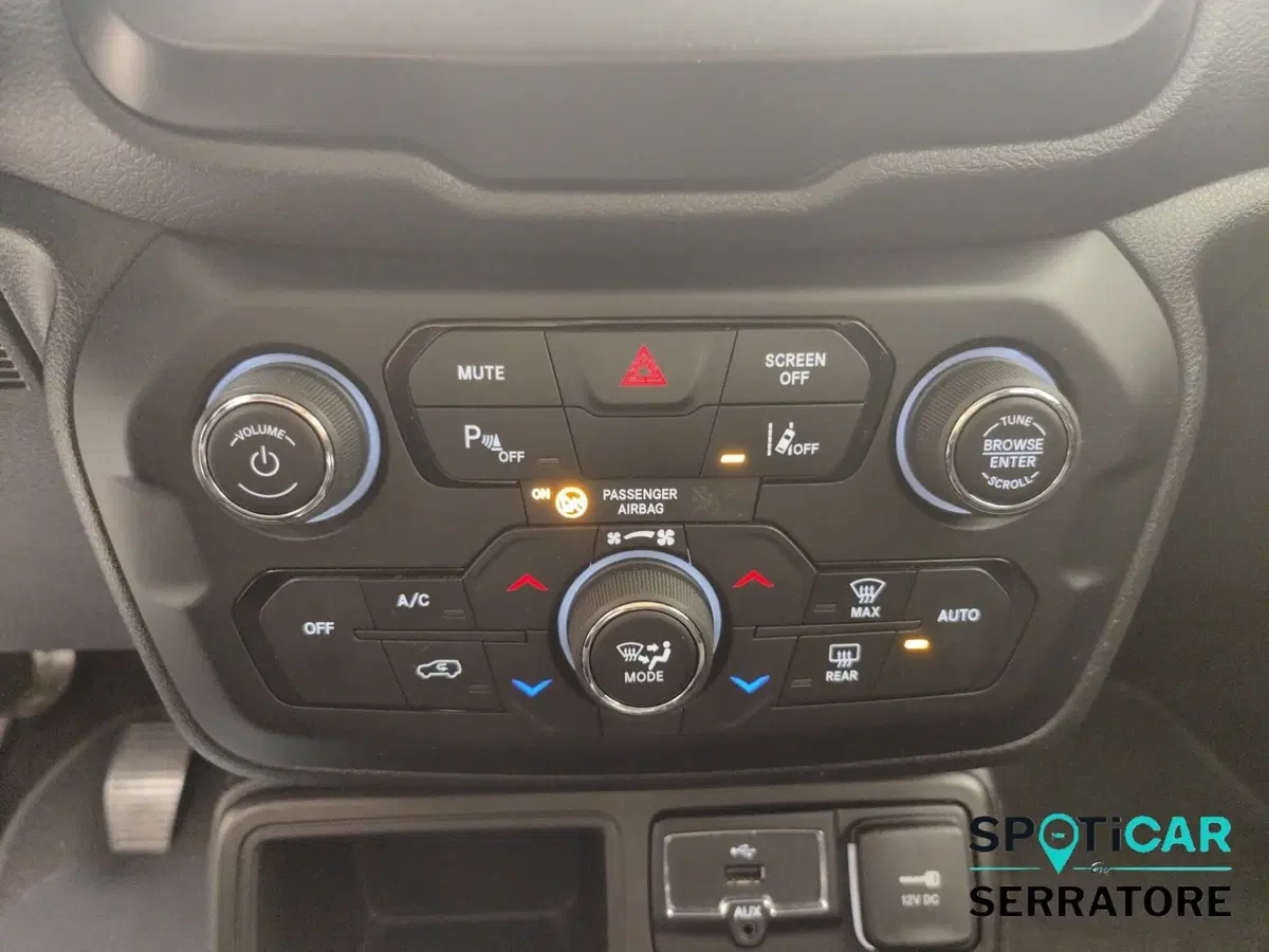 Jeep Renegade usata a Como (16)
