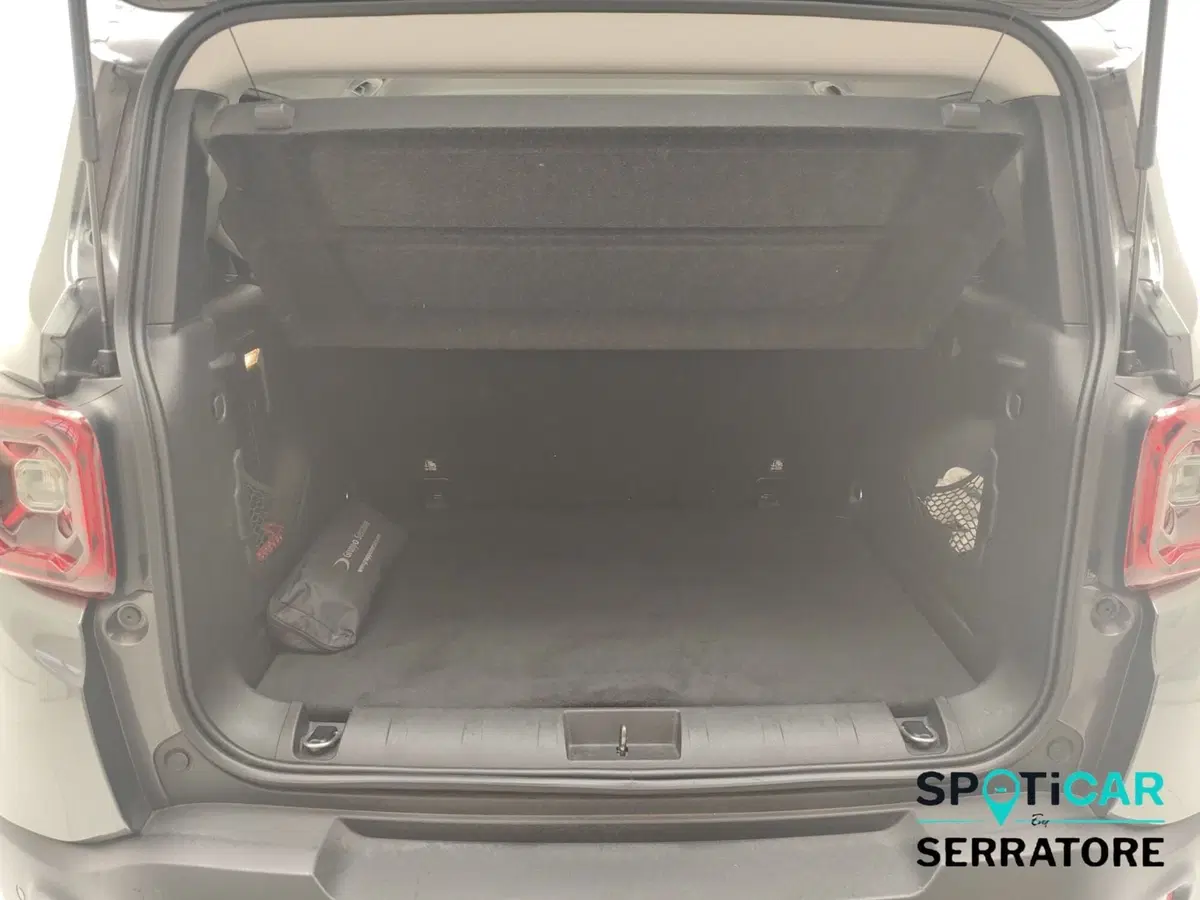 Jeep Renegade usata a Como (18)