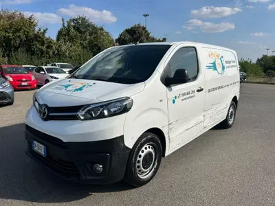 Toyota Proace 2.0d 144cv S&S 14q L1 S Comfort del 2022 usata a Piacenza