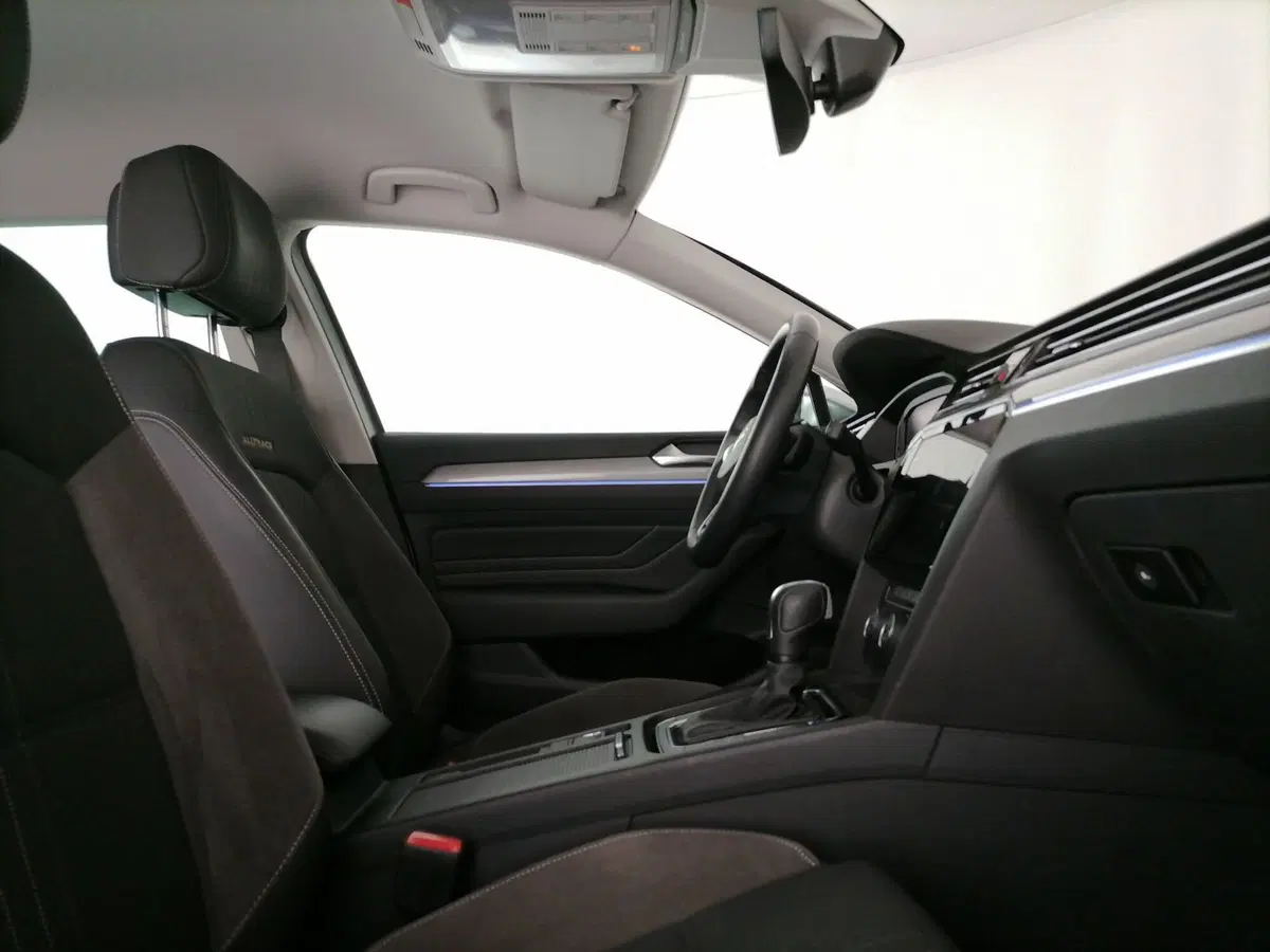 Volkswagen Passat Variant usata a Roma (6)