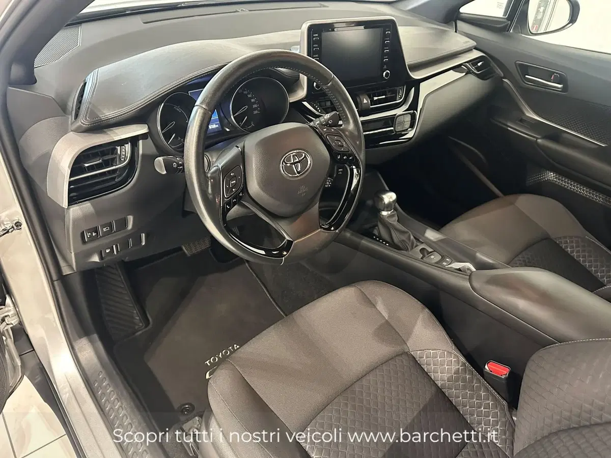 Toyota Toyota C-HR usata a Trento (7)