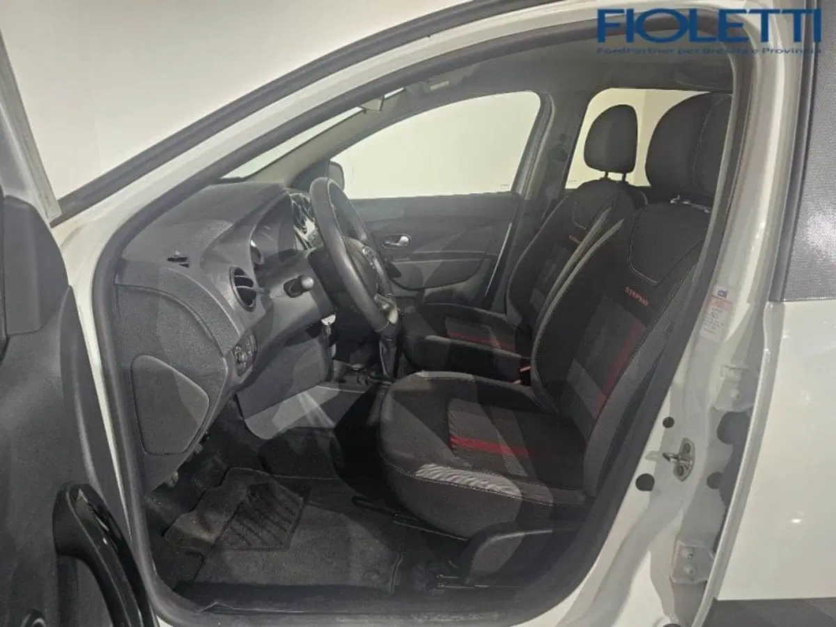 Dacia Sandero usata a Brescia (10)