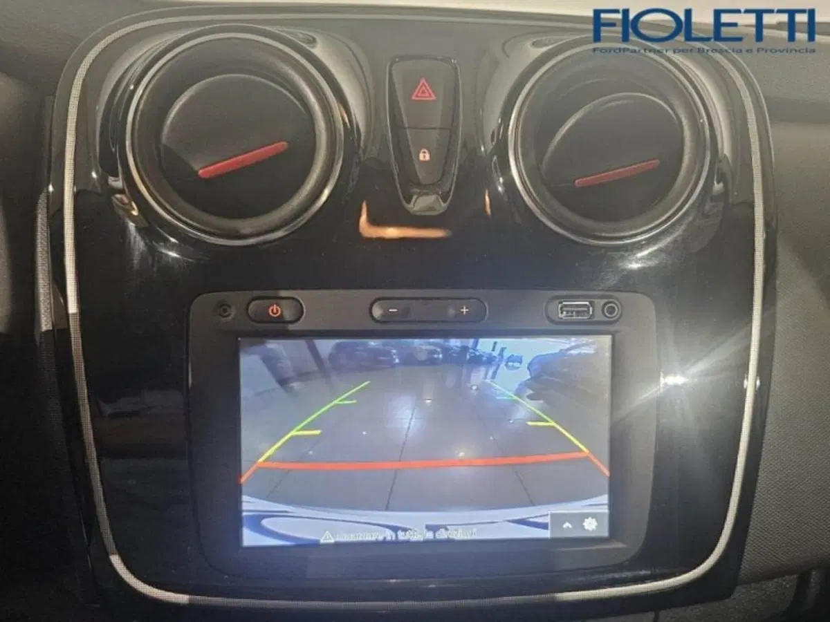 Dacia Sandero usata a Brescia (9)