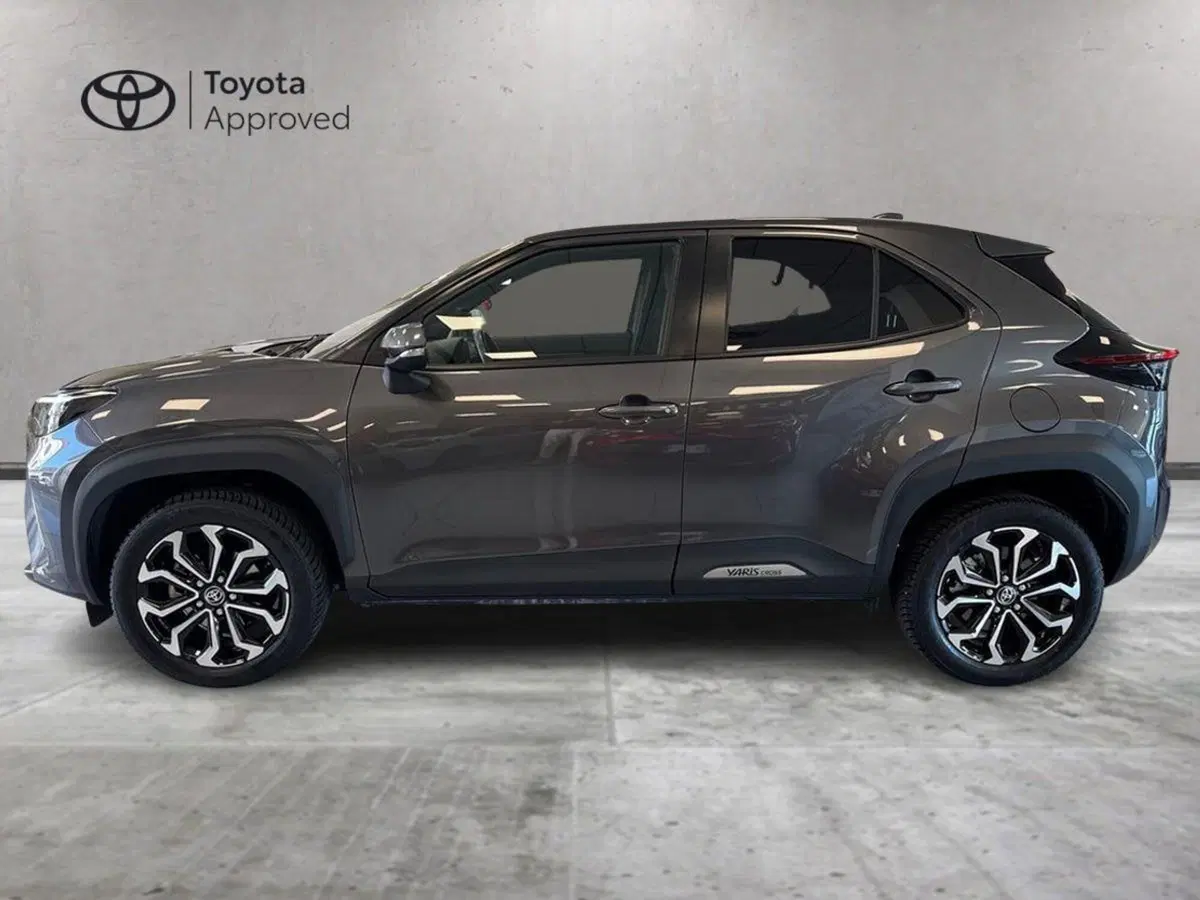 Toyota Yaris Cross usata a Prato (3)