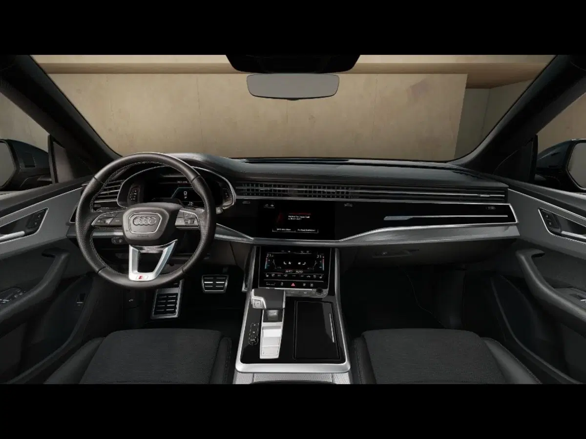 Audi Q8 nuova a Livorno (8)