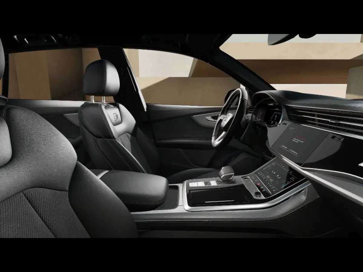 Audi Q8 nuova a Livorno (9)