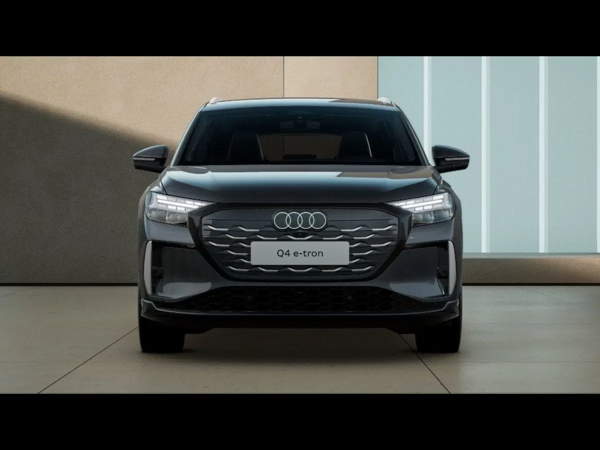 Audi Q4 nuova a Livorno (4)