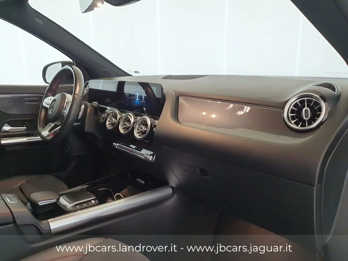 Mercedes-Benz GLA SUV usata a Monza e Brianza (17)