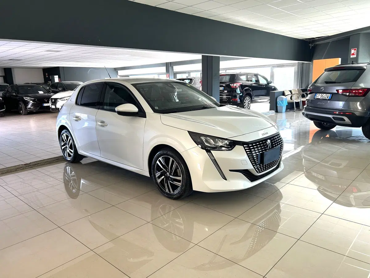 Peugeot 208 usata a Ferrara (3)