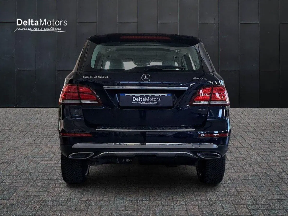 Mercedes-Benz GLE SUV usata a Rimini (4)