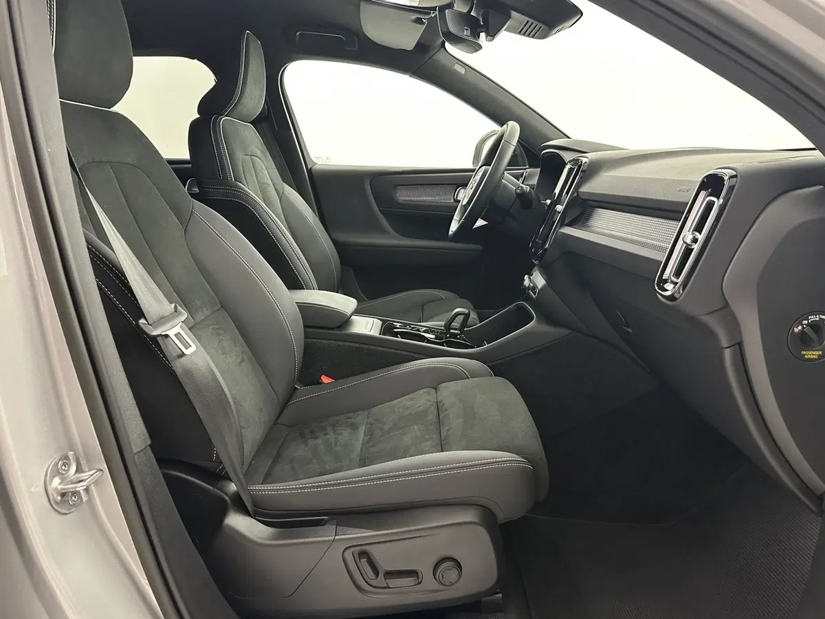 Volvo XC40 usata a Bergamo (3)