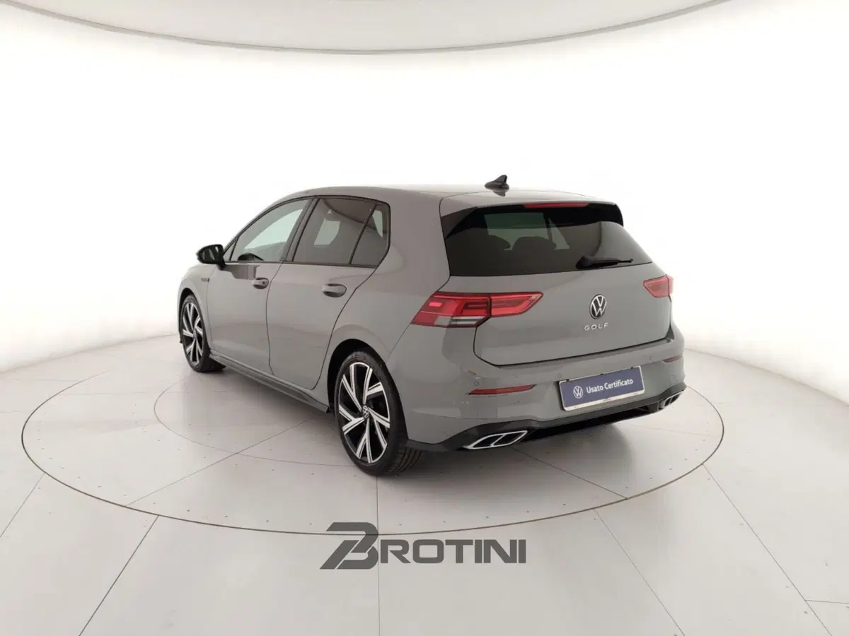 Volkswagen Golf usata a Massa-Carrara (2)